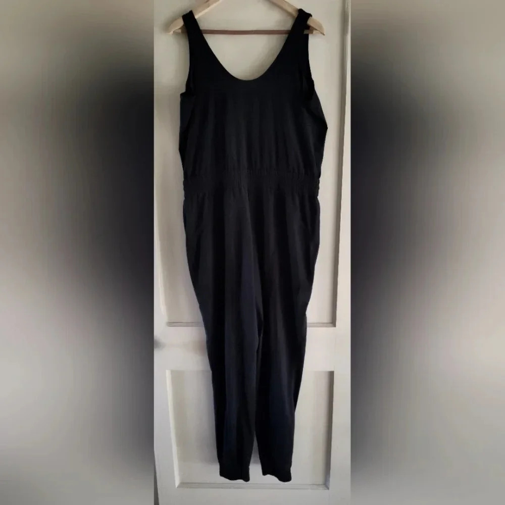 Women's Black Sleeveless Cargo Jumpsuit Romper Onesie | Elastic Waist| Size Lg - Picture 2 of 6